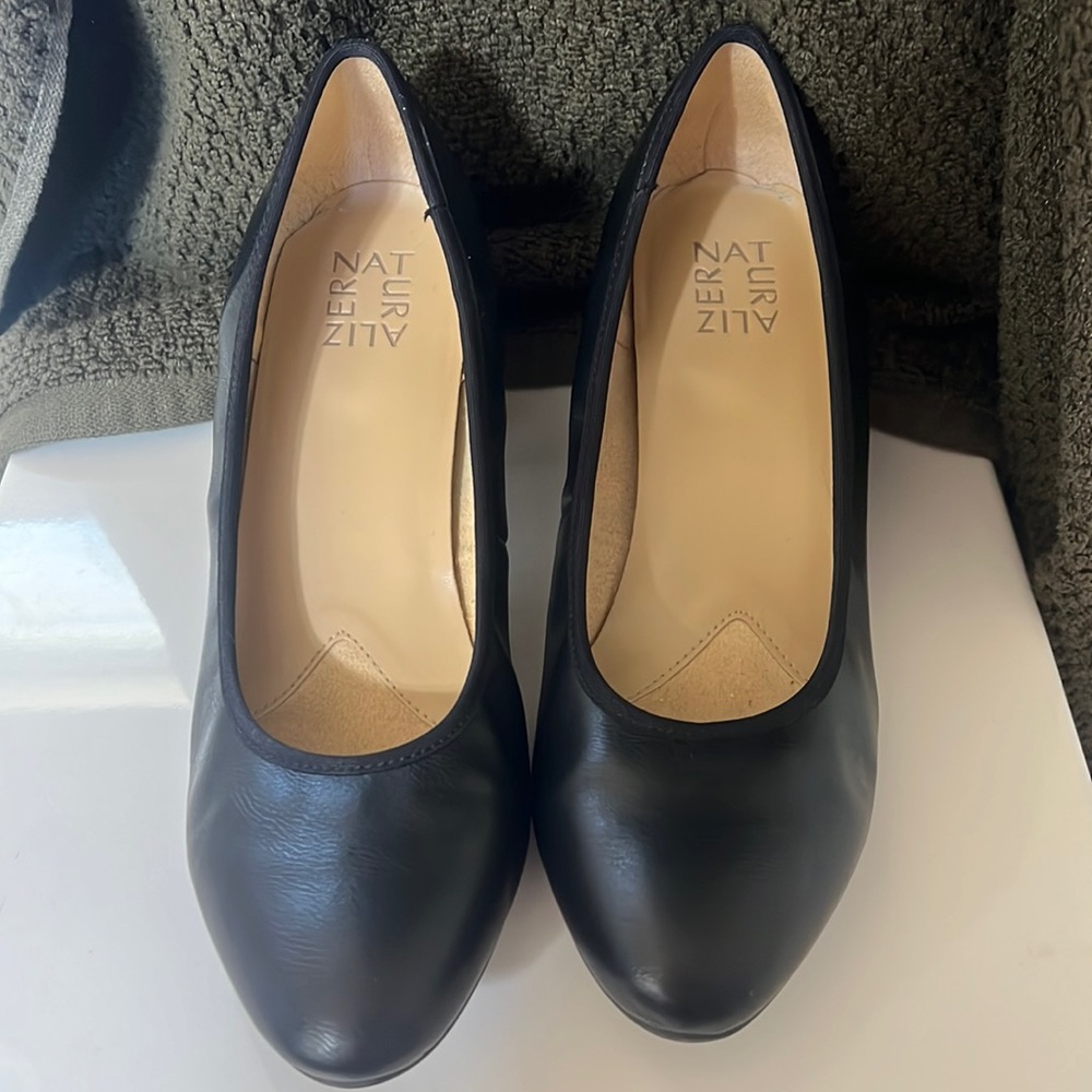 Black heels